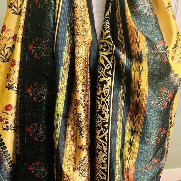 🖤 Vintage Italian Grand Scarf — Museum Quality 1990s - Picture 4 of 8